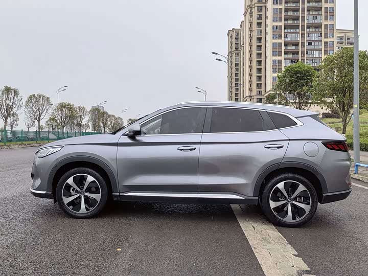 BYD Song Plus Hybrid/EV, 2022 — фото 4 из 9