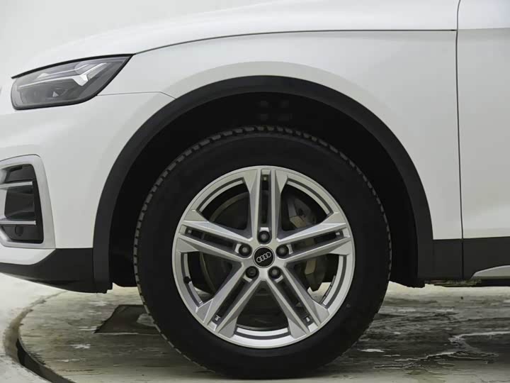 Audi Q5L, 2023 — фото 5 из 9