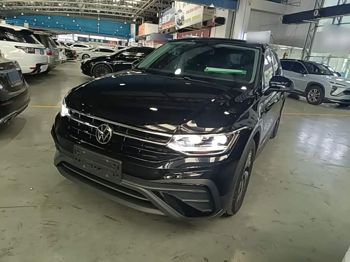 Volkswagen Tiguan L Pro, 2026 — купить в Кирове под ключ