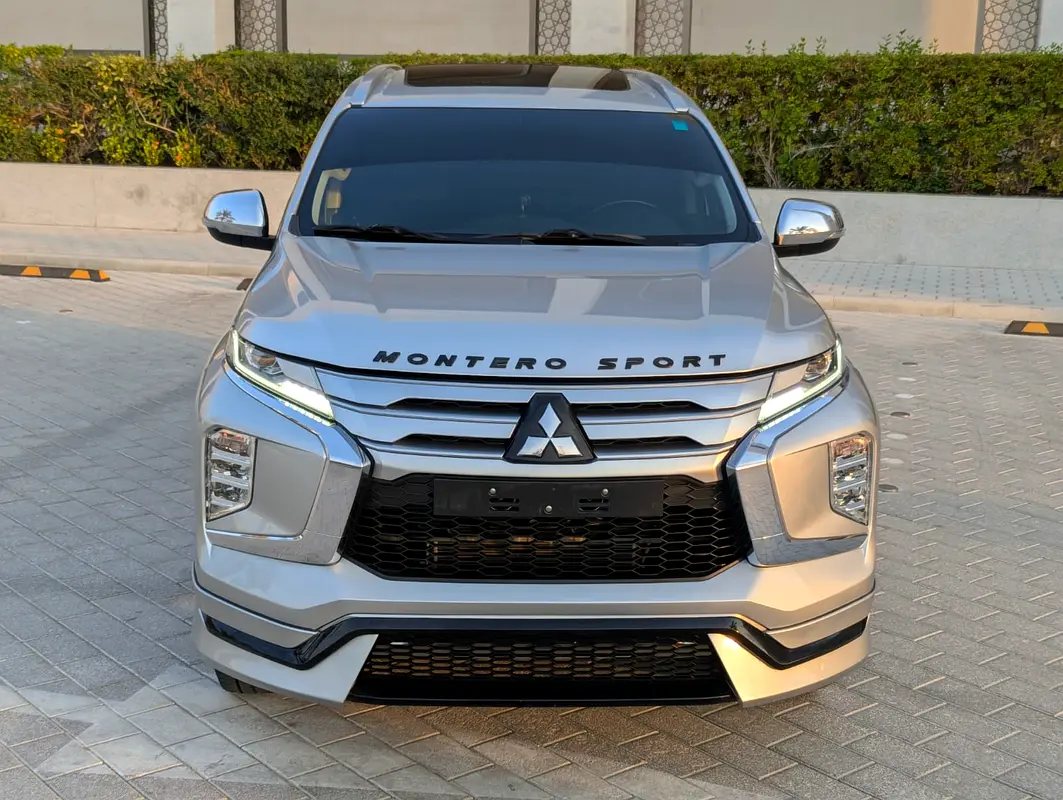 Mitsubishi Montero Sport, 2023 — фото 2 из 10