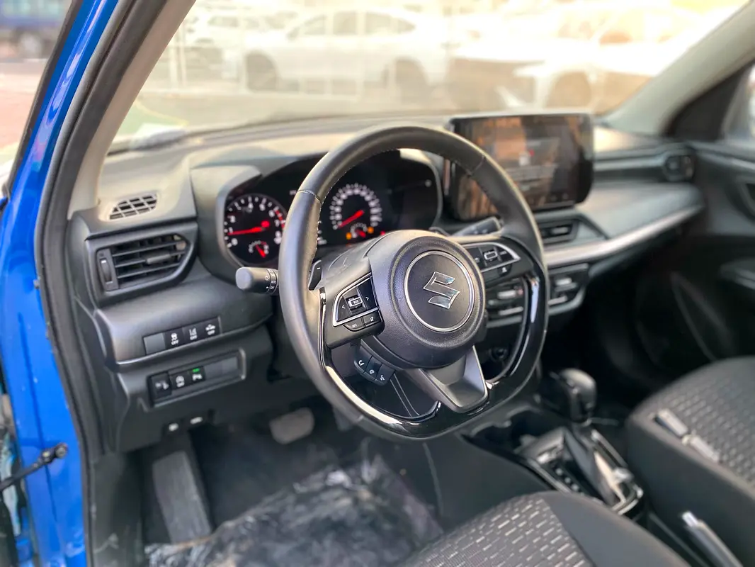 Suzuki Swift, 2025 — фото 6 из 10