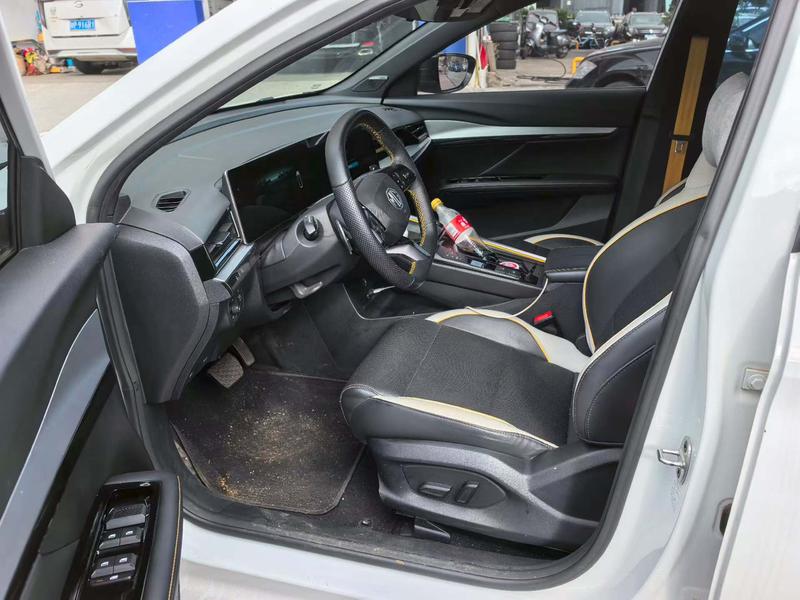 MG Motor 5 Scorpio, 2022 — фото 8 из 10