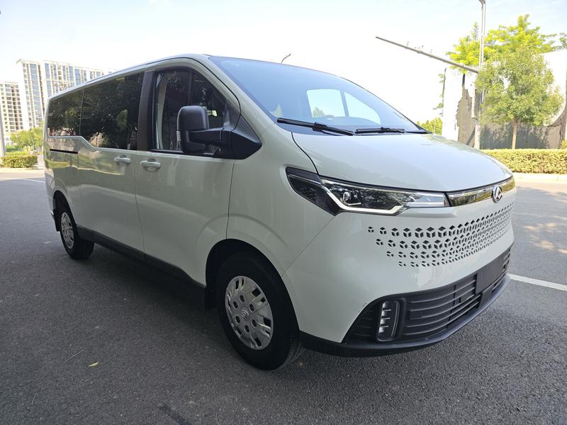 Maxus V70, 2024 — фото 3 из 12