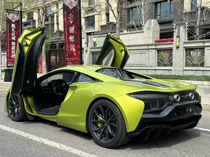McLaren Artura, 2023 — фото 6 из 9