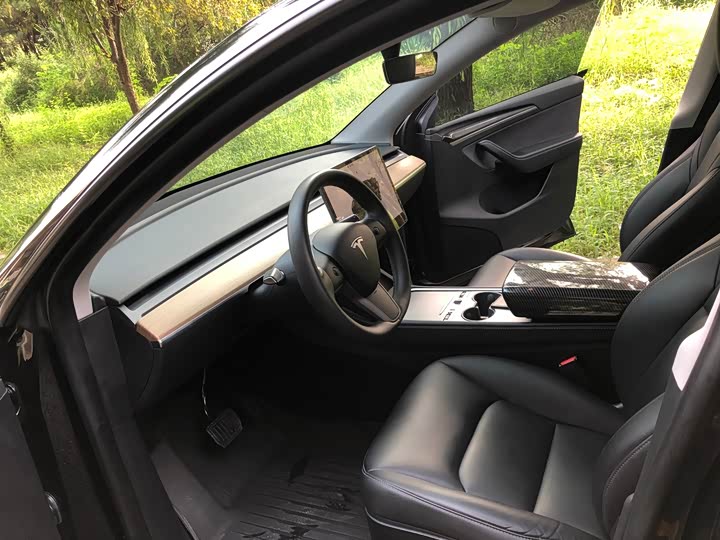Tesla Model Y, 2023 — фото 9 из 9