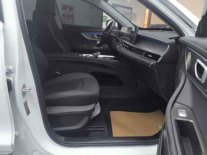 Chery Tiggo 8 Pro, 2025 — фото 8 из 9