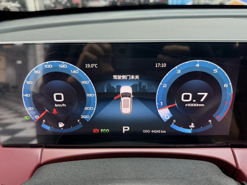 Jetour X70 Plus, 2022 — фото 8 из 12