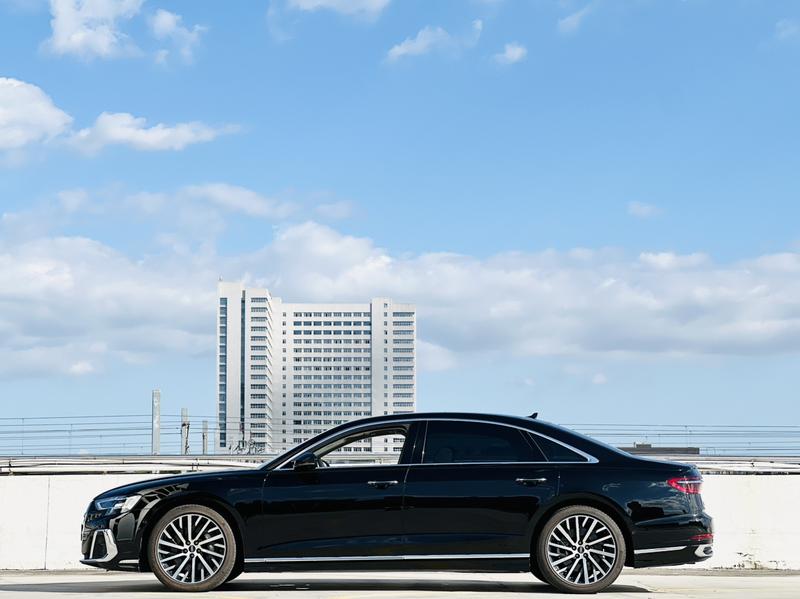 Audi A8, 2023 — фото 4 из 12