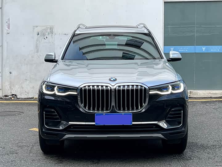 BMW X7, 2023 — фото 2 из 9