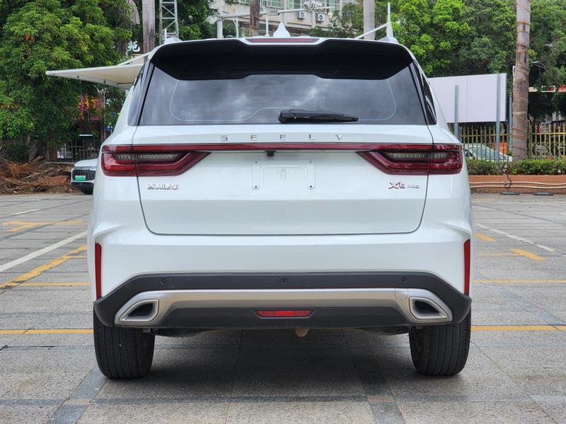 Geely Vision X6, 2023 — фото 6 из 12
