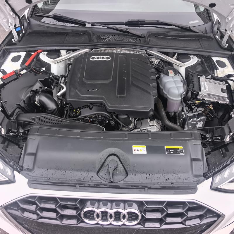 Audi A4L, 2023 — фото 6 из 10