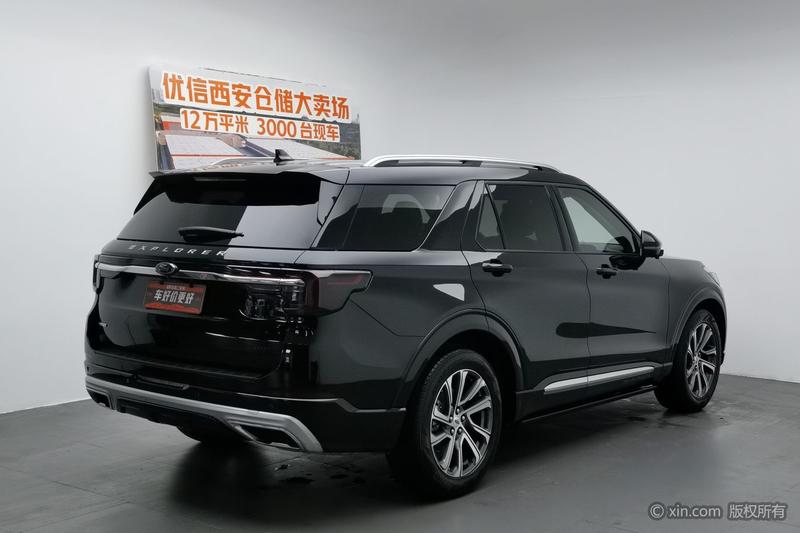 Ford Explorer, 2022 — фото 4 из 12
