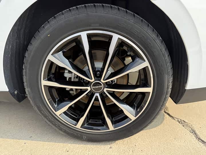 Roewe D7, 2025 — фото 8 из 9