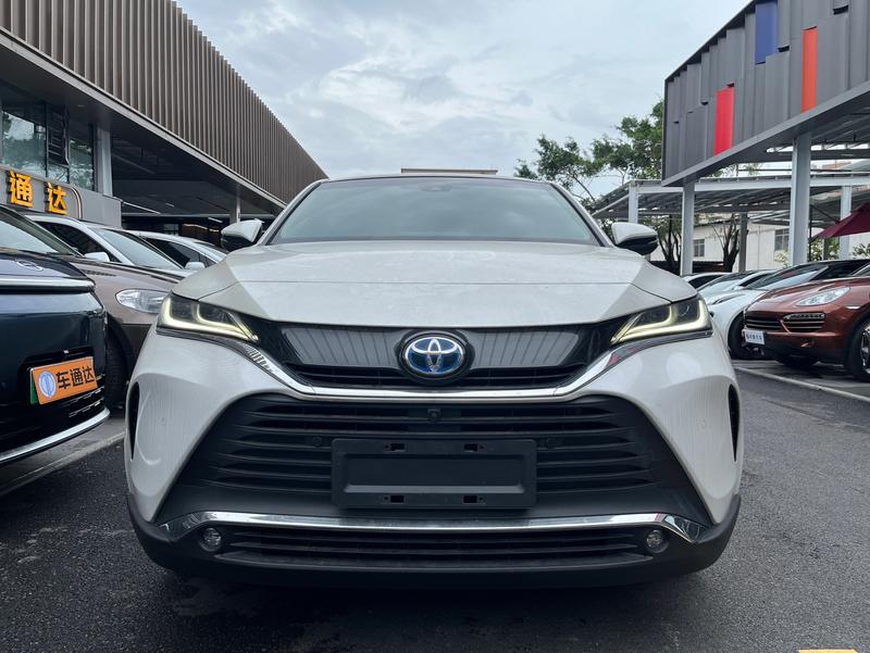Toyota Harrier, 2022 — фото 2 из 12