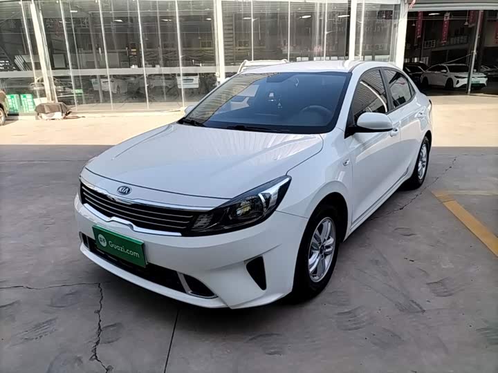 Kia Forte, 2022 — фото 2 из 9