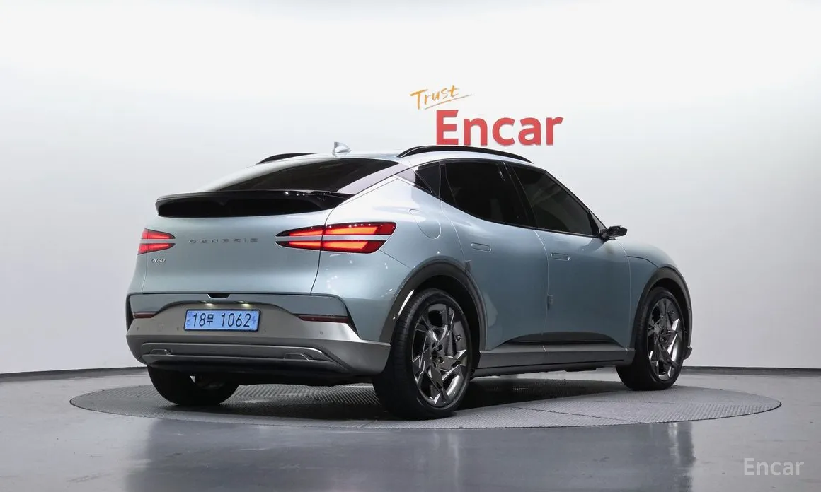 Genesis GV60, 2022 — фото 2 из 12