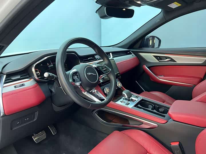Jaguar F-Pace, 2023 — фото 4 из 9