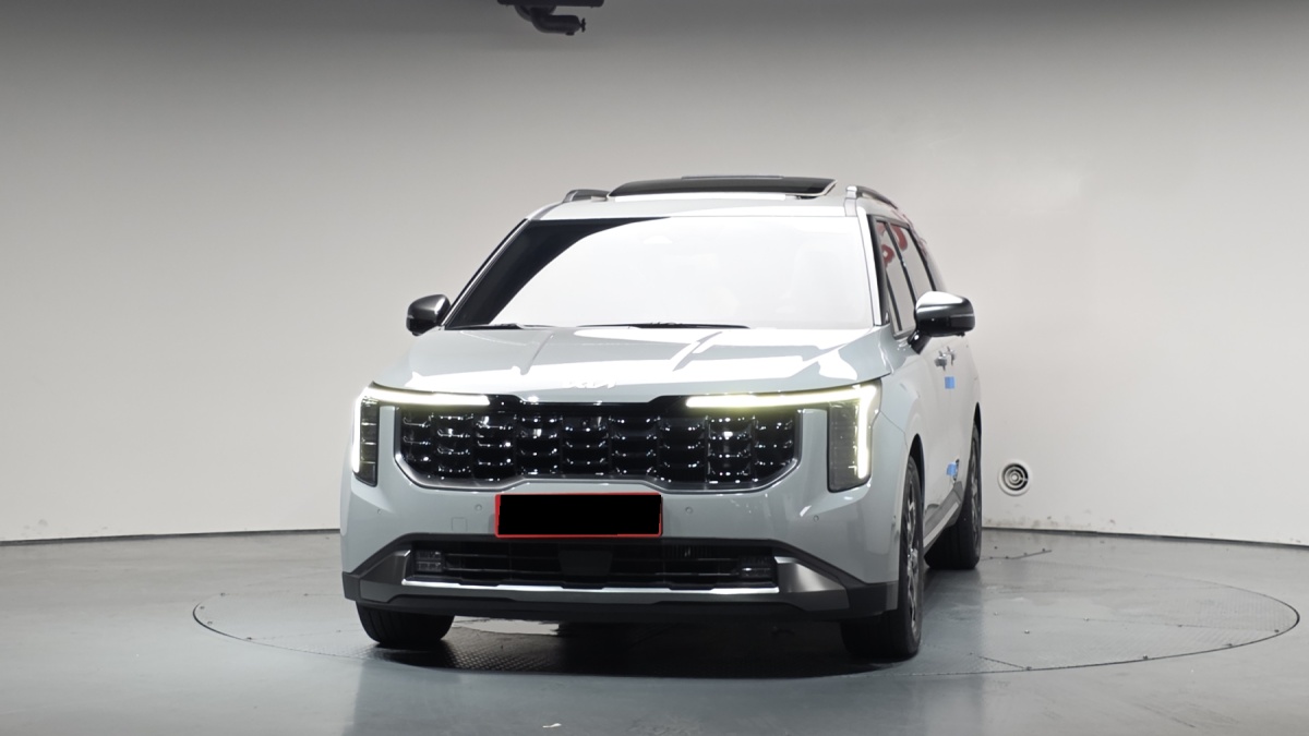 Kia Carnival, 2024 — фото 3 из 12