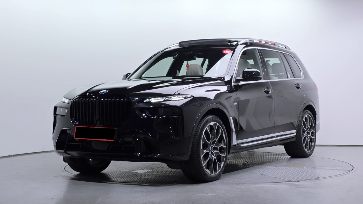 BMW X7, 2025 — купить в Твери под ключ