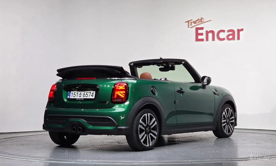 Mini Cooper Convertible, 2024 — фото 2 из 12