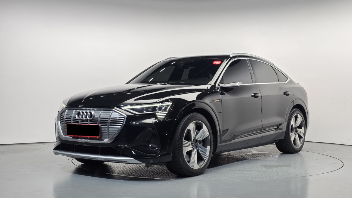 Audi e-tron, 2022 — купить в Пензе под ключ