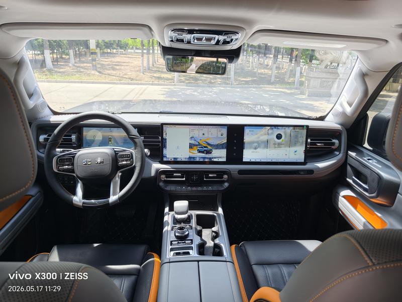 BAIC Beijing BJ40 Hybrid, 2025 — фото 8 из 12