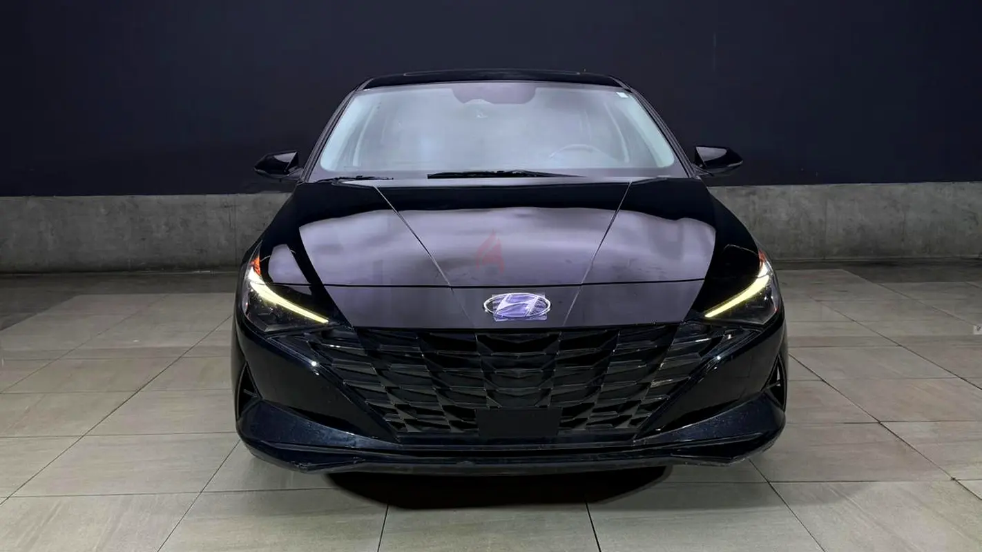 Hyundai Elantra, 2023