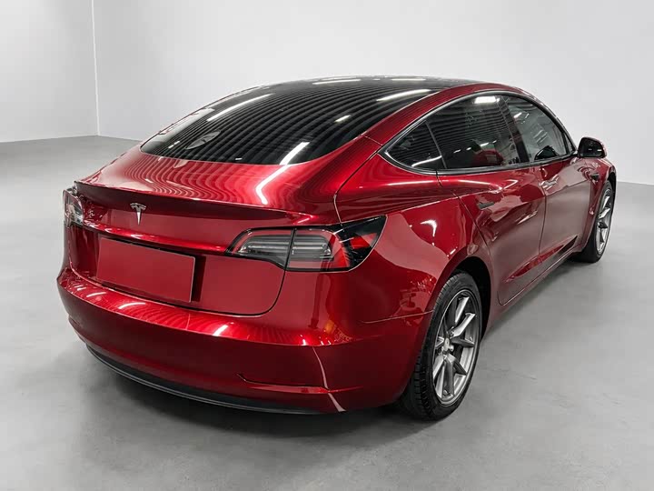 Tesla Model 3, 2022 — фото 7 из 9