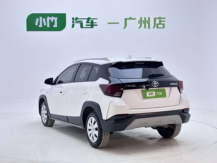 Toyota Yaris L Hatchback, 2022 — фото 5 из 9