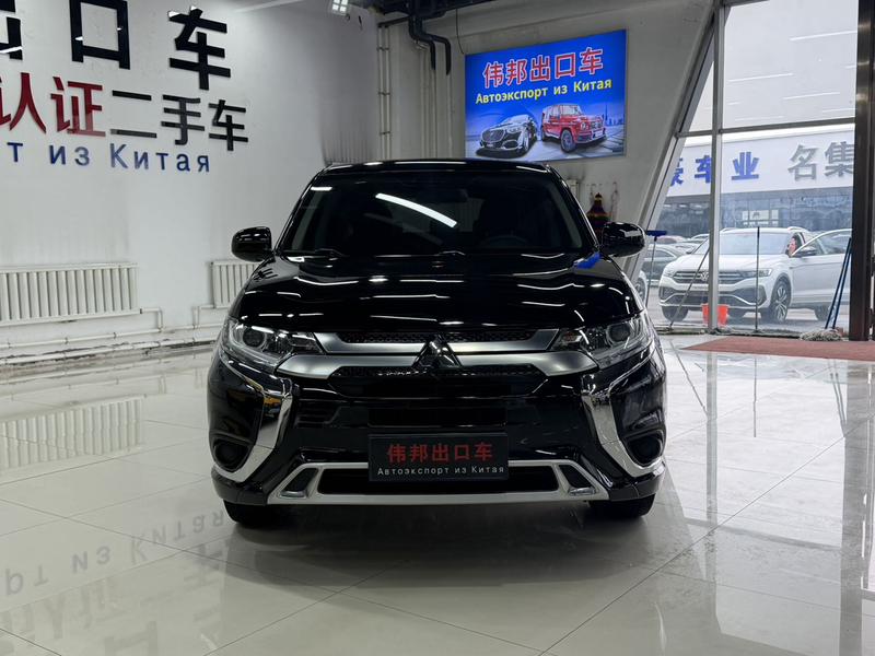Mitsubishi Outlander, 2022 — фото 2 из 12