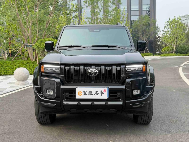 Toyota Prado, 2025 — фото 2 из 12