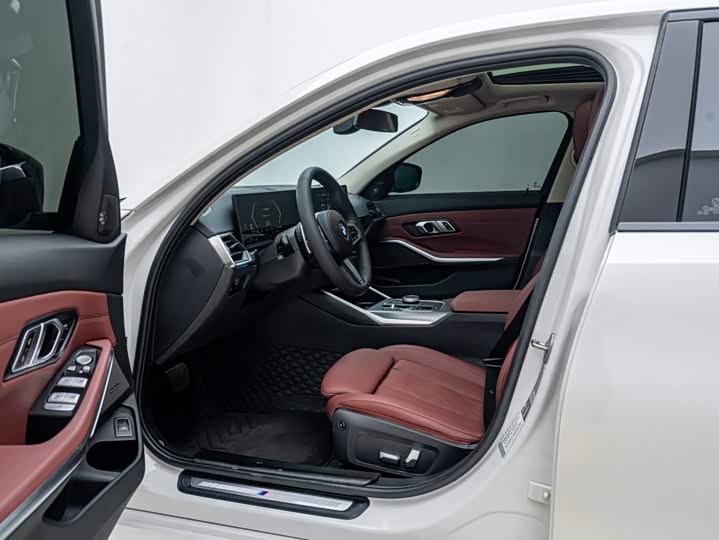 BMW 3 Series, 2023 — фото 9 из 9