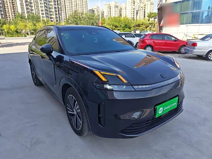 Lynk & Co 08 EM-P Hybrid, 2024 — фото 4 из 9