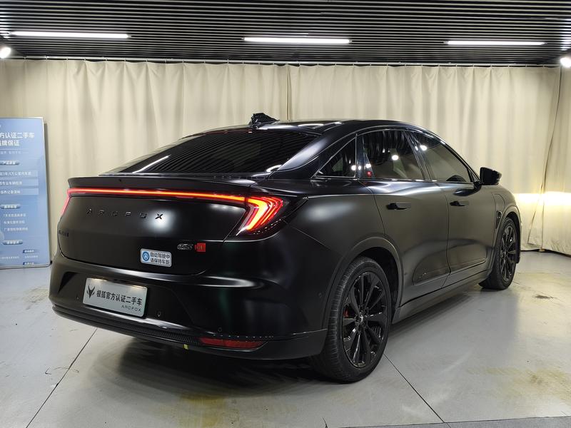 BAIC Arcfox Alpha S, 2023 — фото 6 из 12