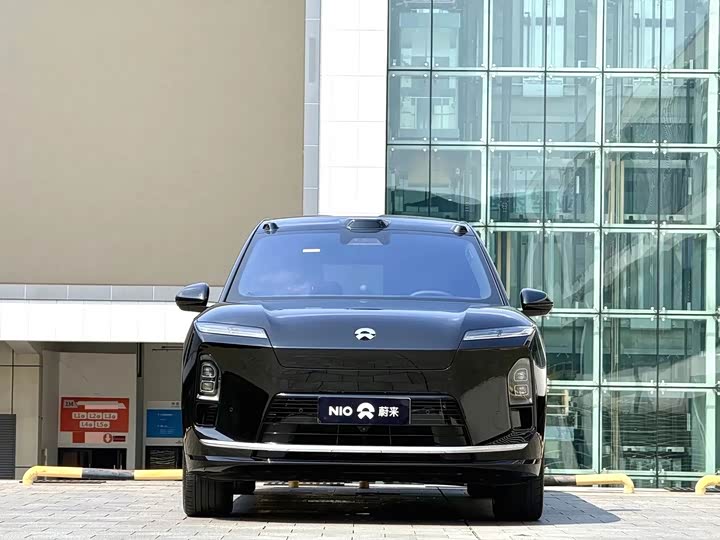 Nio ES8, 2025 — фото 2 из 9