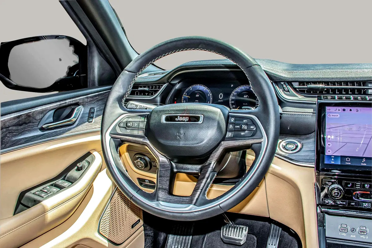 Jeep Grand Cherokee, 2024 — фото 10 из 10