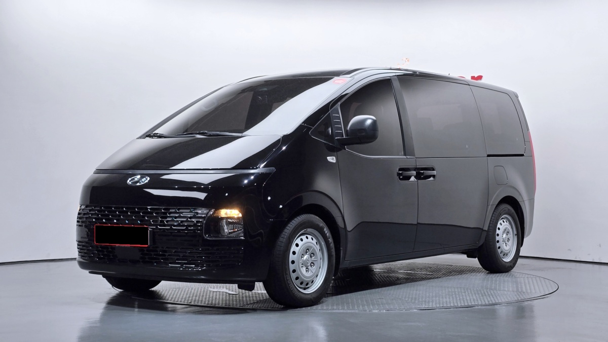 Hyundai Staria, 2022 — купить в Самаре под ключ