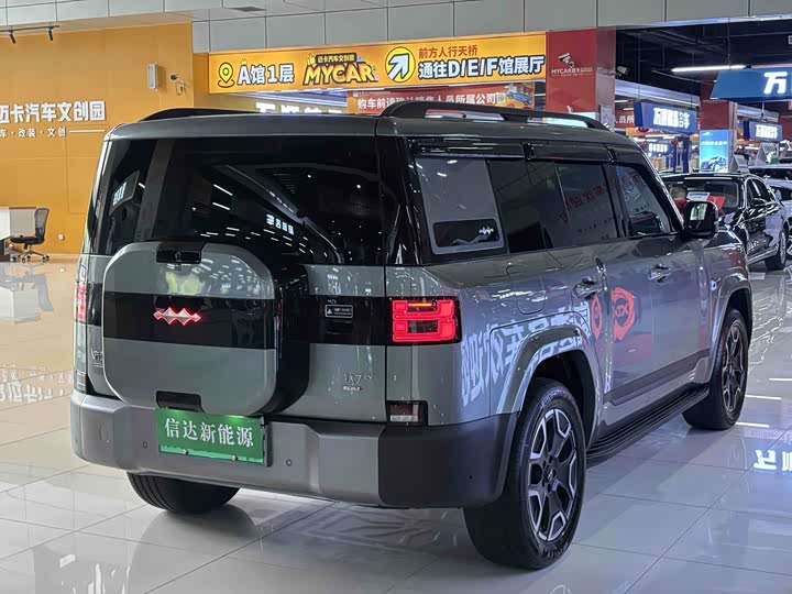 BYD FangChengBao Titanium 7 (Tai 7), 2026 — фото 7 из 9