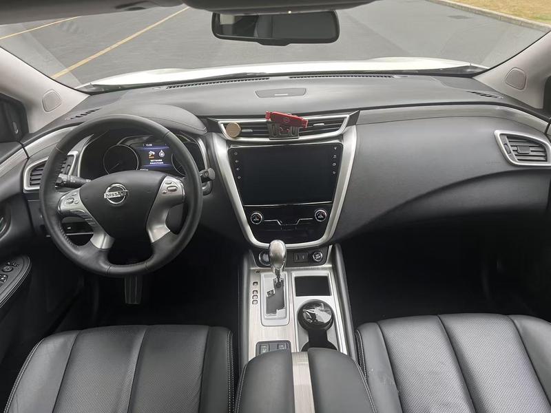 Nissan Murano, 2023 — фото 8 из 12