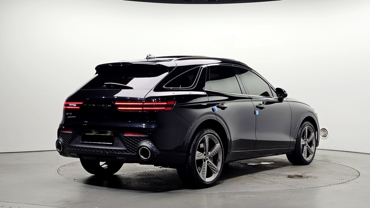 Genesis GV70, 2021 — фото 2 из 12