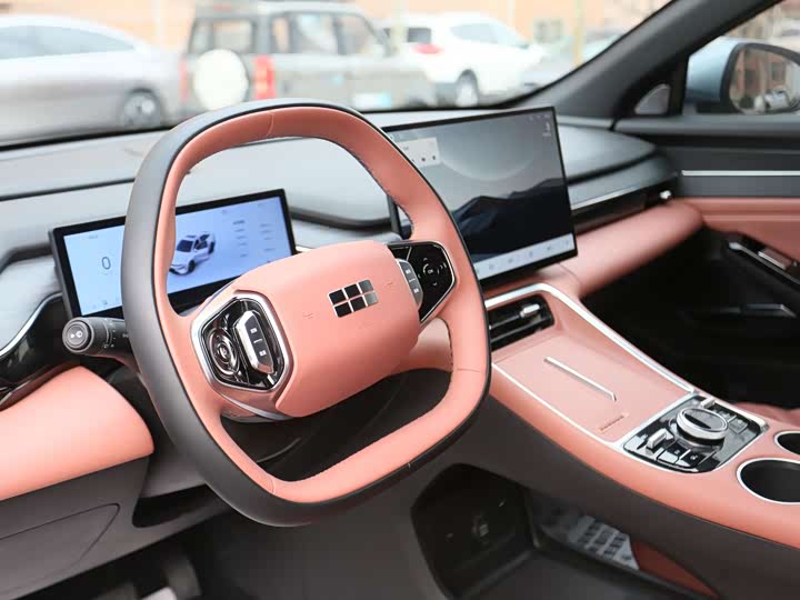 Geely Galaxy L6, 2024 — фото 8 из 9