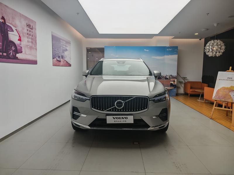 Volvo XC60, 2024 — фото 2 из 12
