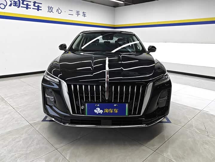 Hongqi H5 Hybrid, 2026 — фото 2 из 9