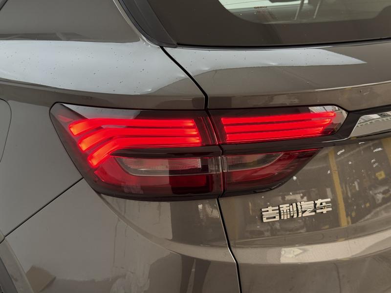 Geely Coolray, 2025 — фото 10 из 12