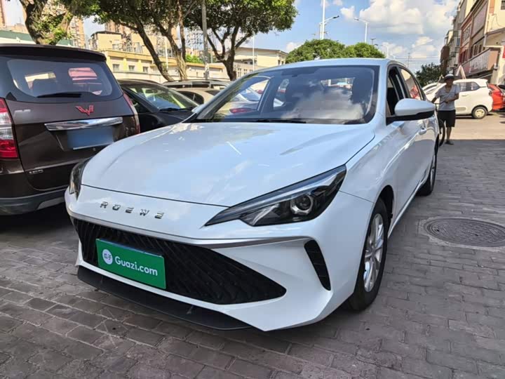 Roewe i5, 2025 — купить в Тольятти под ключ