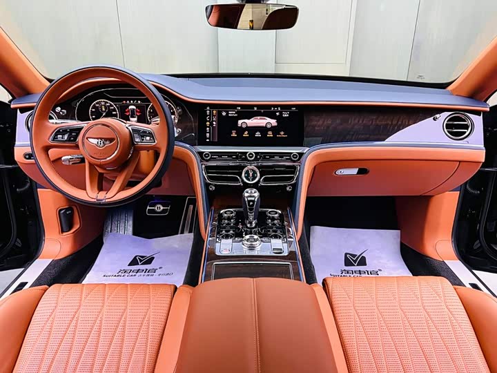 Bentley Flying Spur, 2022 — фото 9 из 9