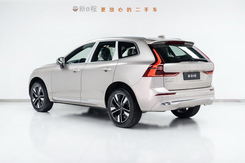 Volvo XC60, 2026 — фото 4 из 12