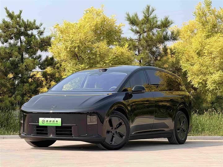 LiXiang i8, 2025 — купить в Тамбове под ключ