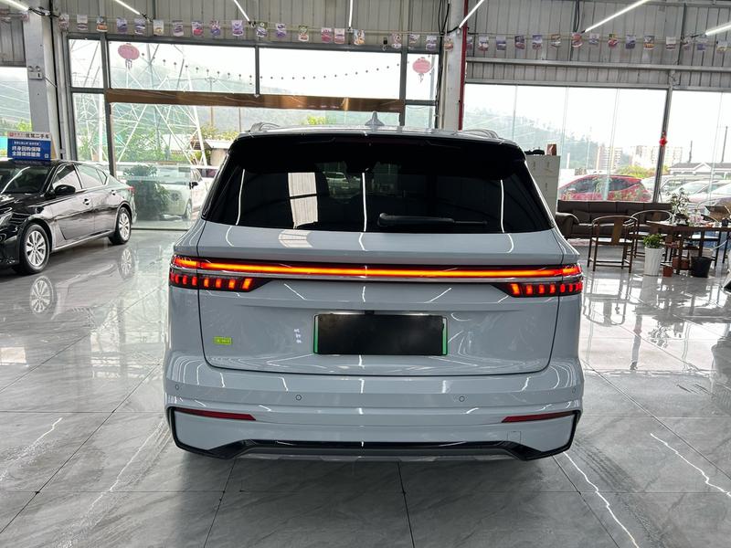Geely Monjaro L Hybrid, 2023 — фото 5 из 10