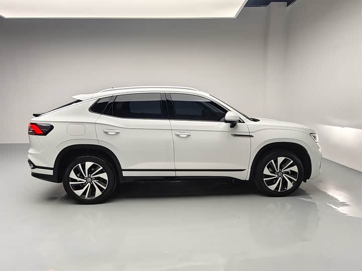 Volkswagen Tayron X, 2025 — фото 8 из 9